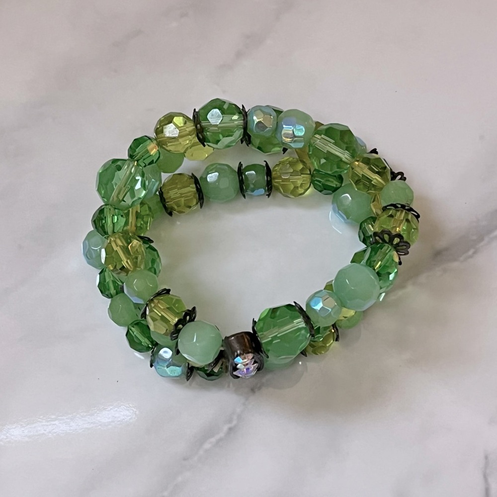 🌸3/$25 Vintage Triple Strand Green Beaded Rhinestone Stretch Bracelet Faceted - Picture 8 of 16